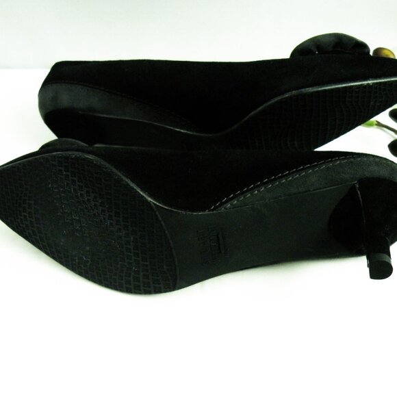 NEW Stuart Weitzman Black/Gray Suede Rosette Pumps 7.5 M - Picture 7 of 7